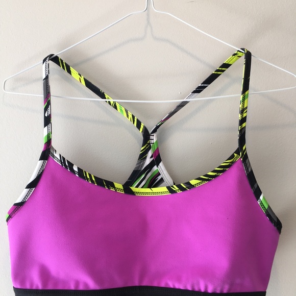Fabletics Snapdragon Reversible Sports Bra - Picture 3 of 5